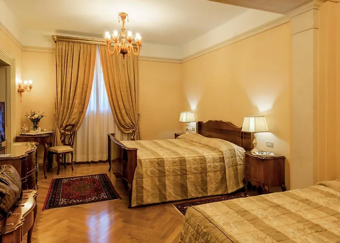 Villa Fenaroli Palace Hotel