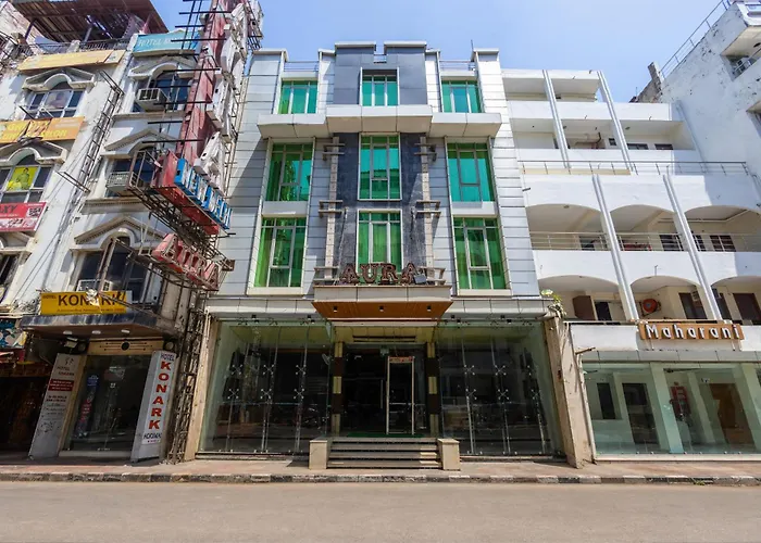 Hotel Aura Near New Delhi Railway Station
