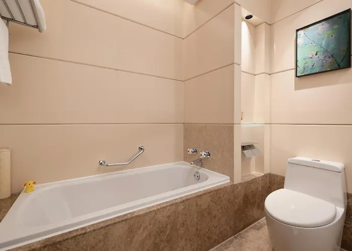 Suzhou Tongli Lake View Hotel