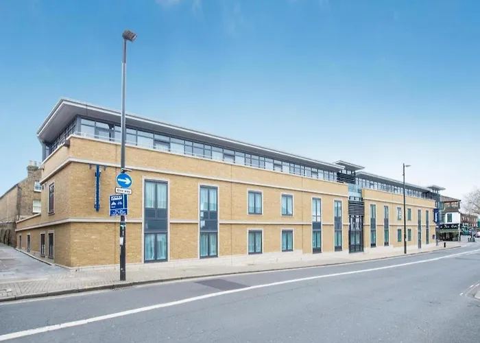 Travelodge London Richmond Central