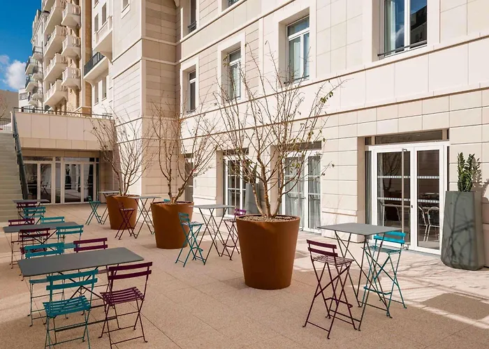 Aparthotel Adagio Access La Defense Puteaux