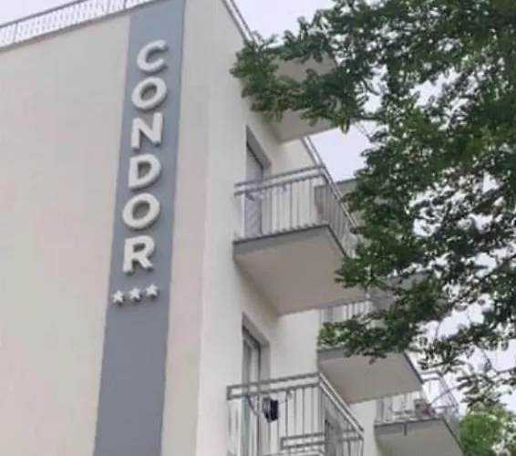 Hotel Condor