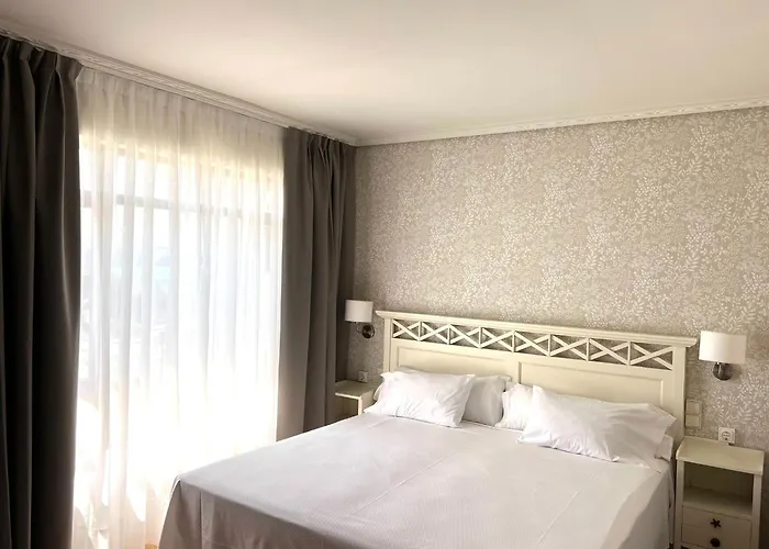 Hotel Playa De Los Locos