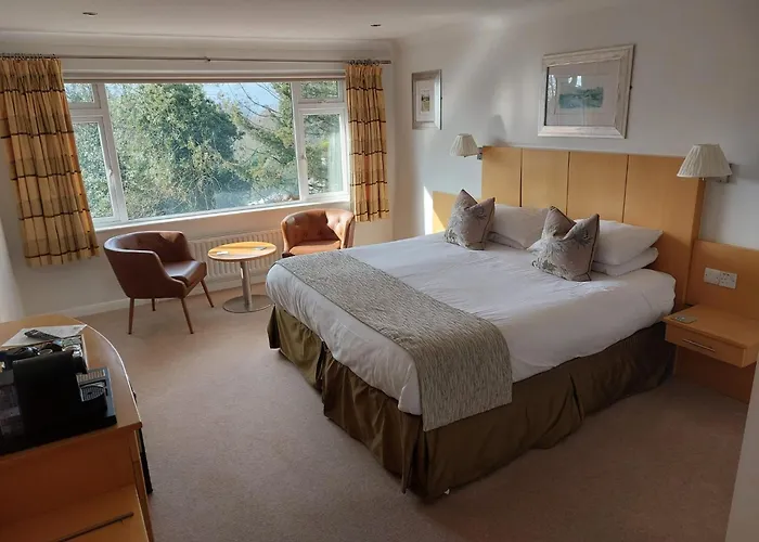 Lingwood Lodge