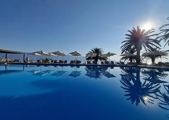 Long Beach Hotel & Resort