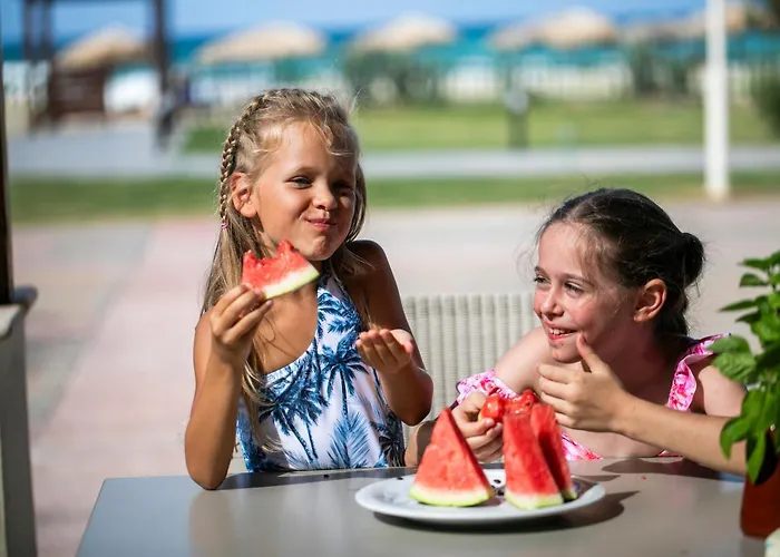 Bella Beach Hotel