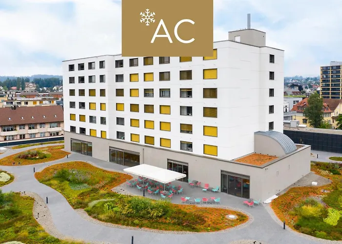 Hotel Illuster - Urban & Local