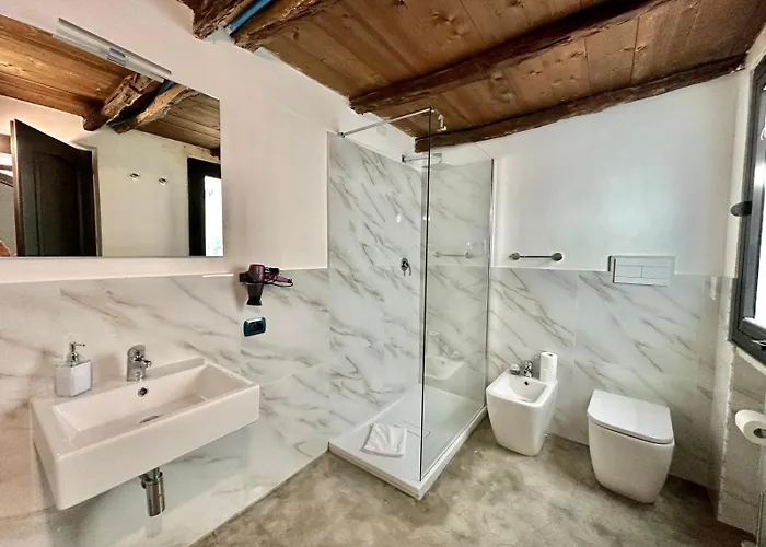 C&O Savoia Deluxe Rooms