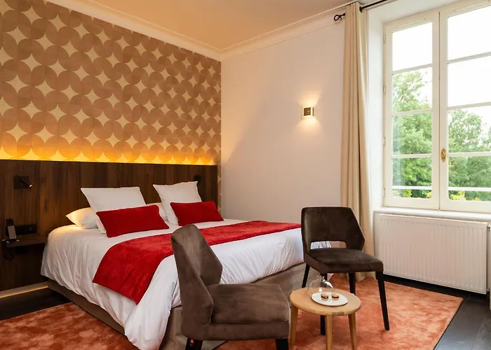Chateau Du Mont Joly Sampans