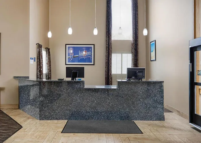 Best Western Indian Oak