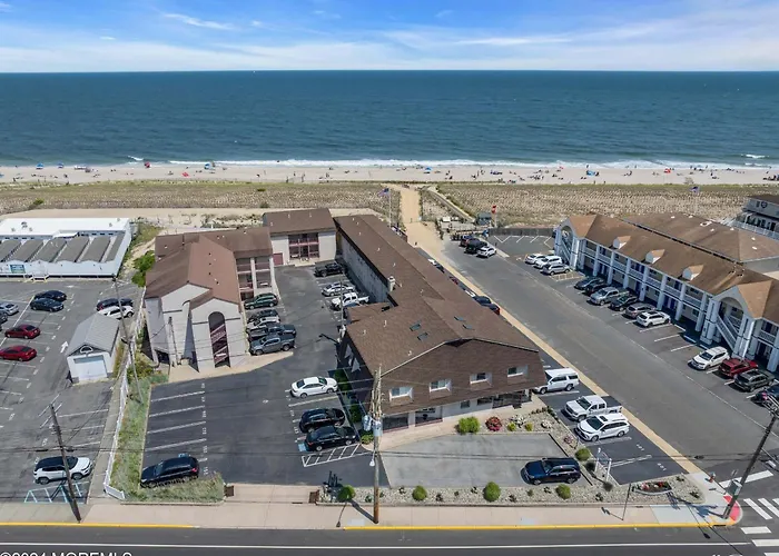 Windswept Motel