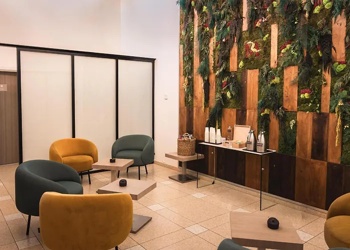 Relais De La Malmaison Paris Rueil Hôtel-Spa