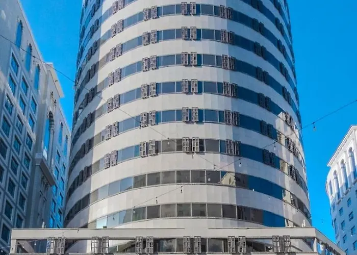 Maysan Al Harithia Hotel