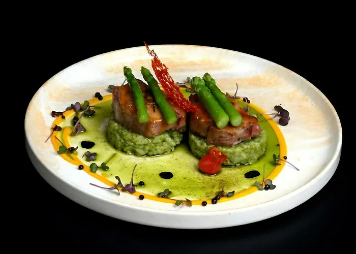 Le Meridien , Delhi Ncr