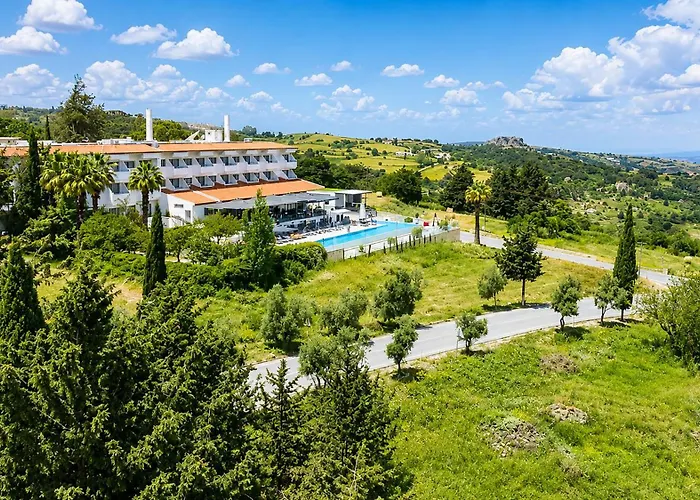 Droushia Heights Hotel