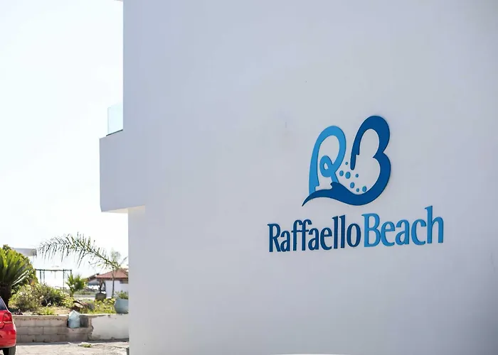 Raffaello Beach
