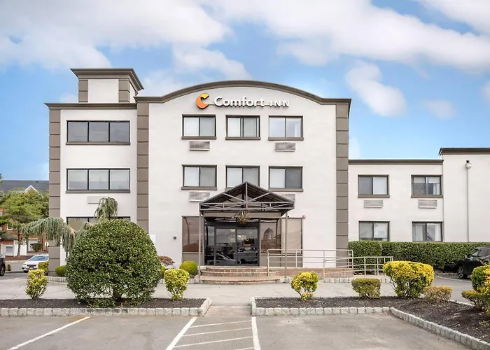 Comfort Inn Edgewater On Hudson River