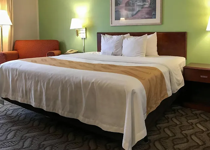 Quality Inn Holland - Toledo