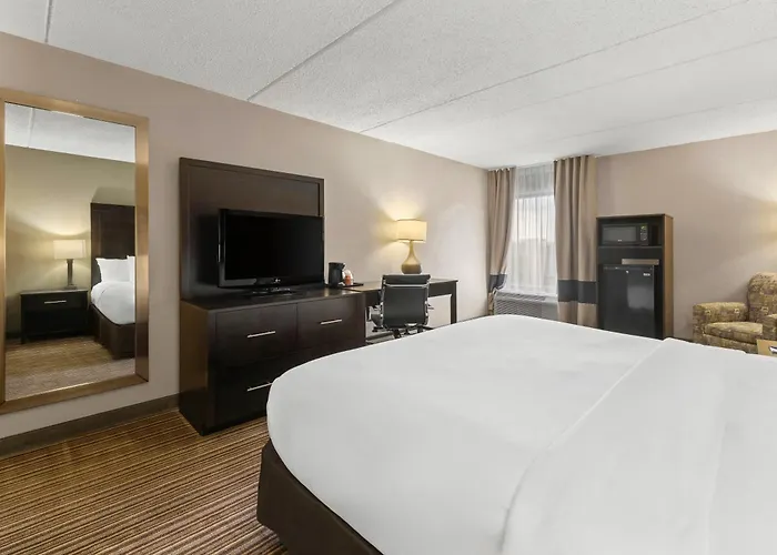 Comfort Inn Lehigh Valley West