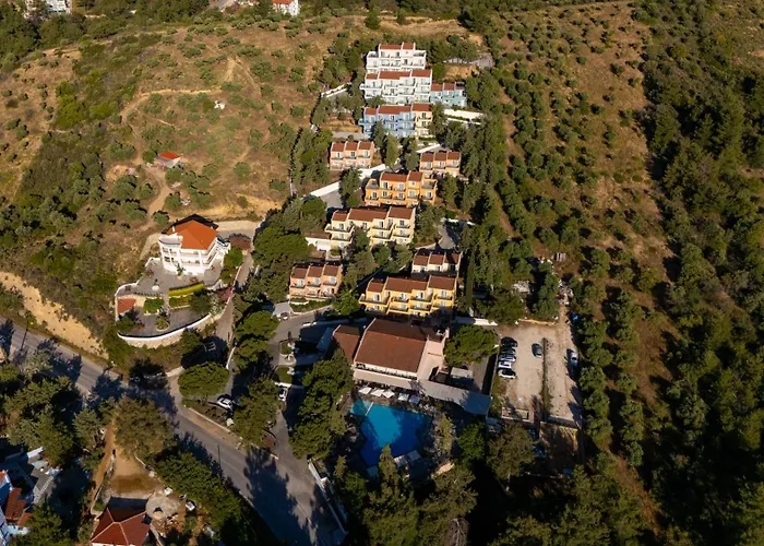 Zoe Hotel, Trypiti Beach Resort & Hive Water Park