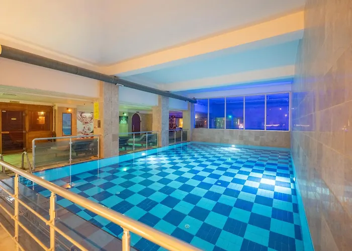 Arora Hotel
