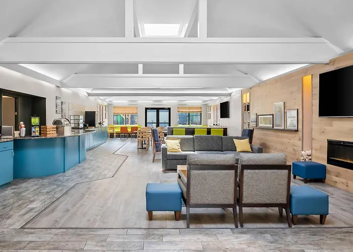 Country Inn & Suites By Radisson, Muskegon, Mi