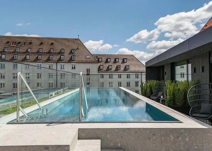 Hotel Maximilian'S