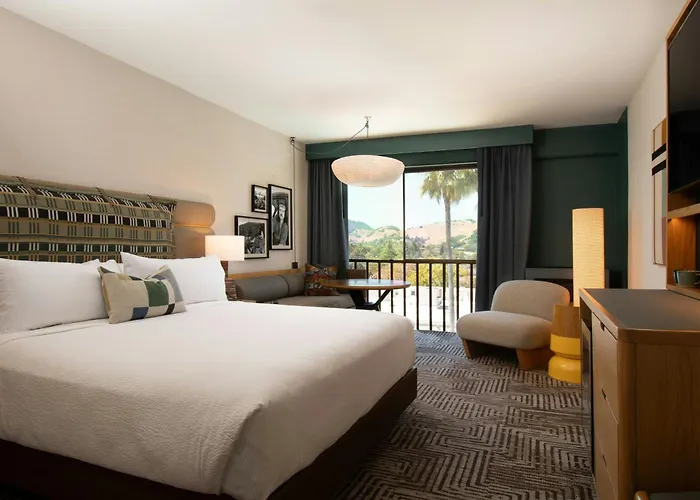 Marin Hilltop Hotel
