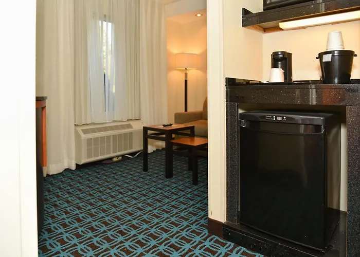 Fairfield Inn Hartford Airport