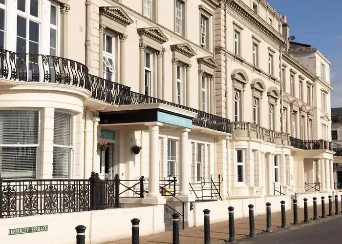 The Carlton Hotel