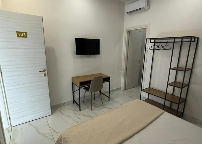Life Hotel