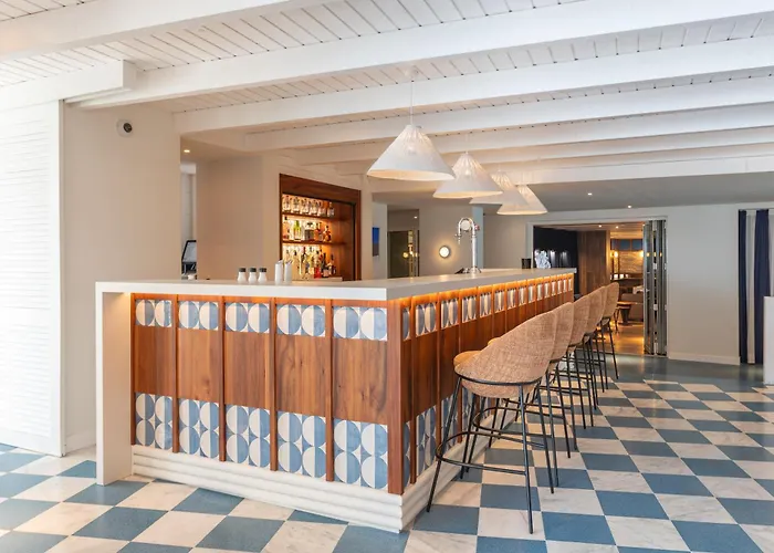 The Salmar - New Opening