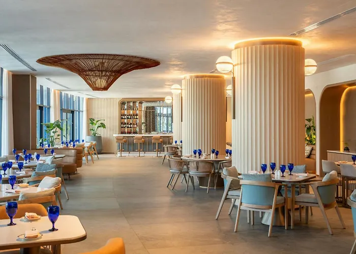 Le Meridien Al Aqah Beach Resort