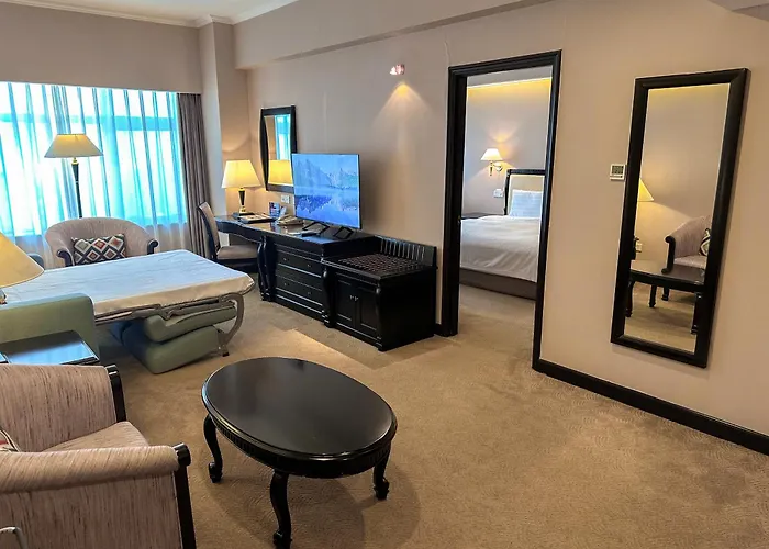 Celebrity International Grand Hotel