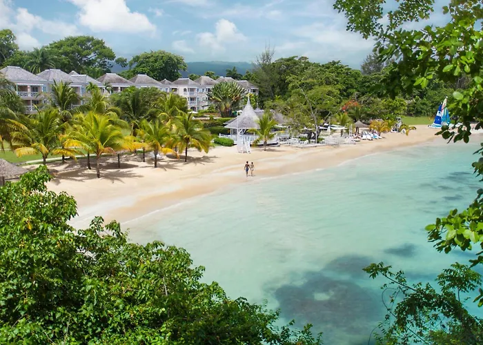 Couples Sans Souci (Adults Only)