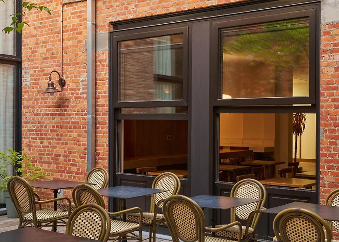 Latroupe Hotel Le Berger Saint-Gilles
