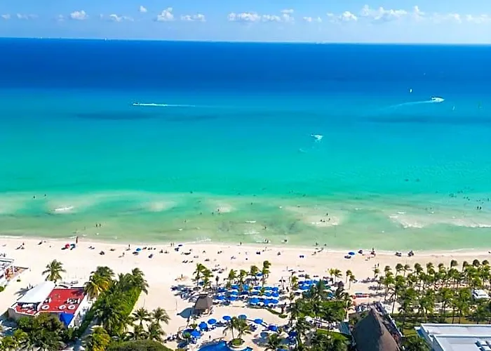 The Reef Playacar Beach Resort & Spa
