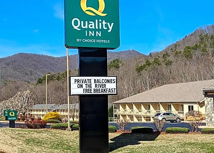 Quality Inn Cherokee Riverside