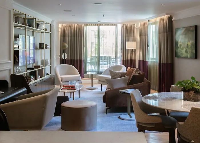 The Guardsman - Preferred Hotels And Resorts
