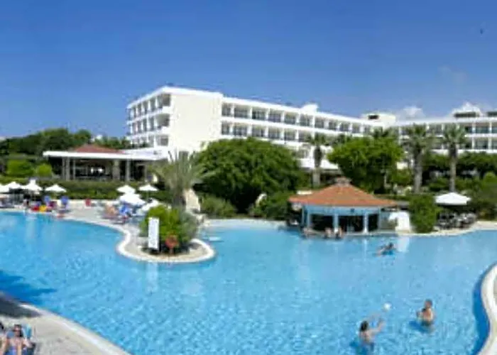 Avanti Hotel