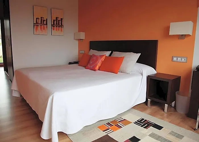 Hotel Araz Las Rozas de Valdearroyo