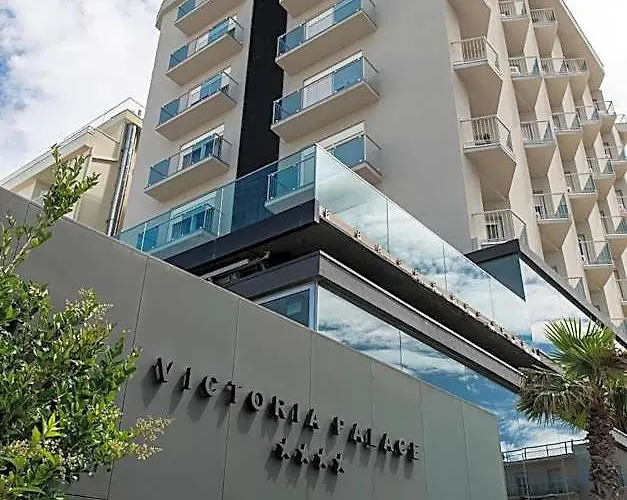Victoria Palace Hotel
