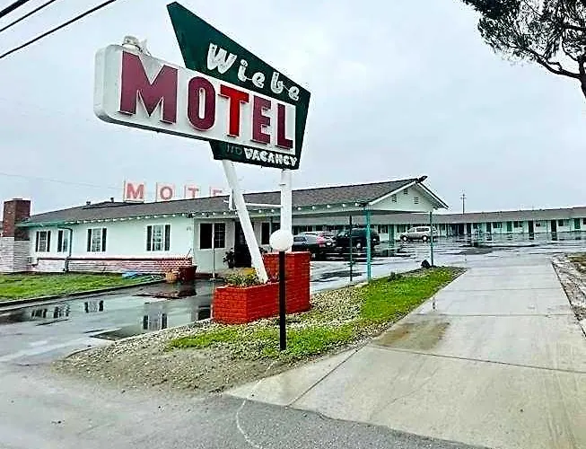 Wiebe Motel