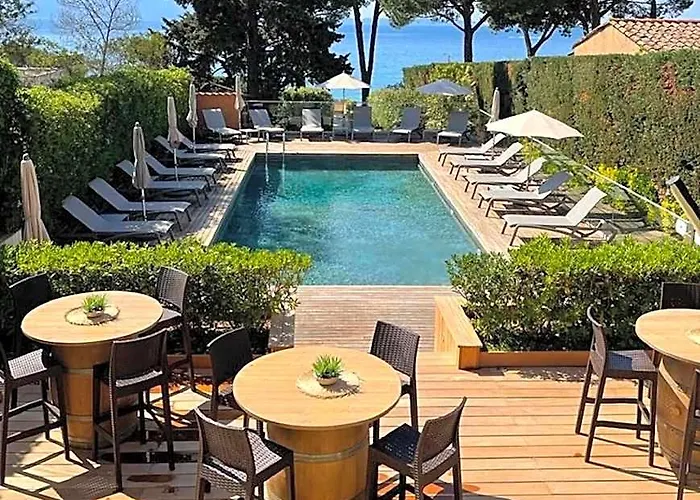 Hôtel La Pinède