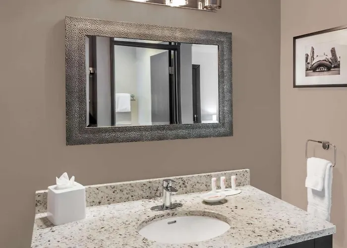 Baymont By Wyndham Glenview