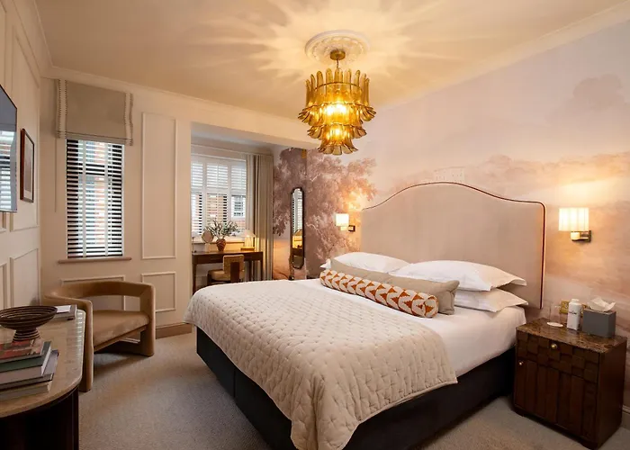 The Capital Hotel, Apartments & Townhouse - Small Luxury Hotels Of The World