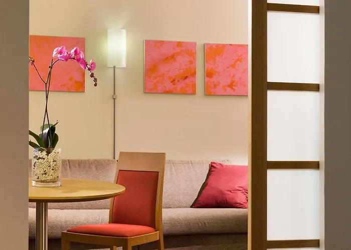 Novotel Paris La Defense Esplanade