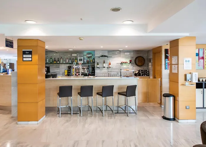 Holiday Inn Express Barcelona - Montmelo By Ihg
