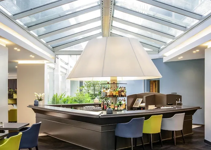 Mercure Roma West