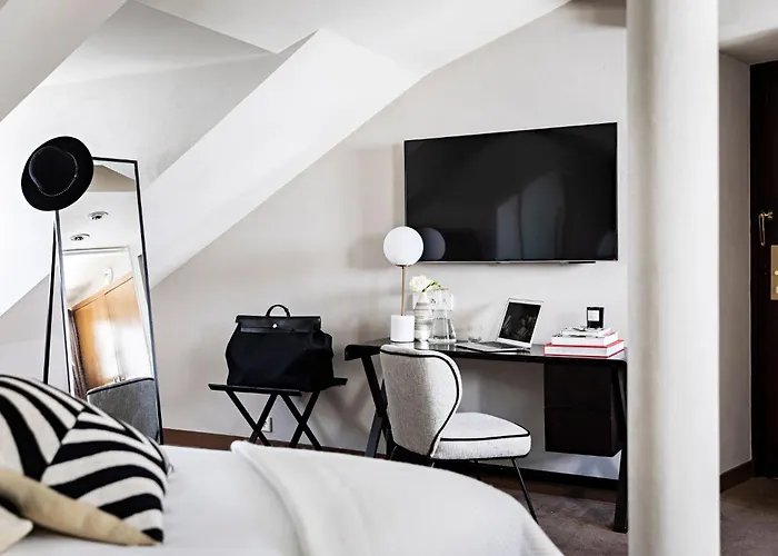 Holiday Inn Paris Palais De L'Elysee By Ihg
